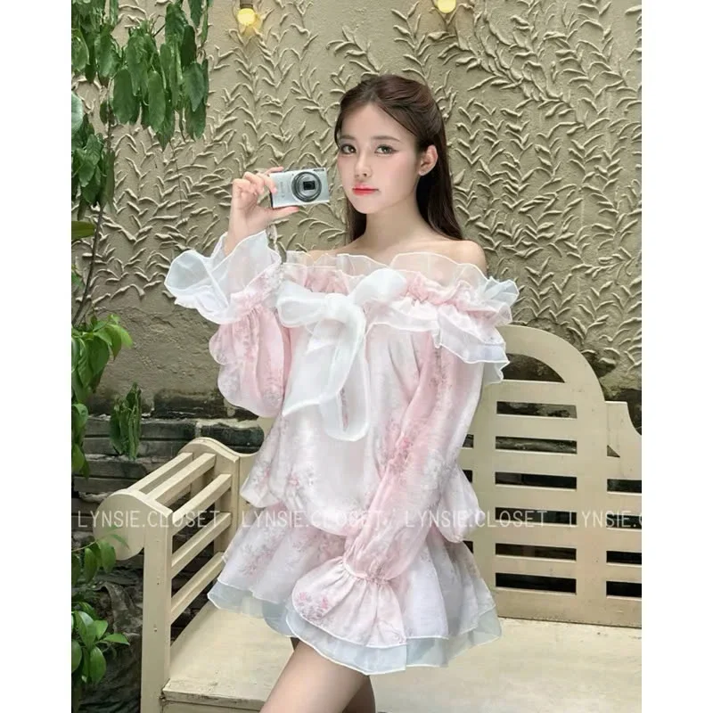 Photo 4 of Váy maxi hồng pastel trễ vai bèo nhún
