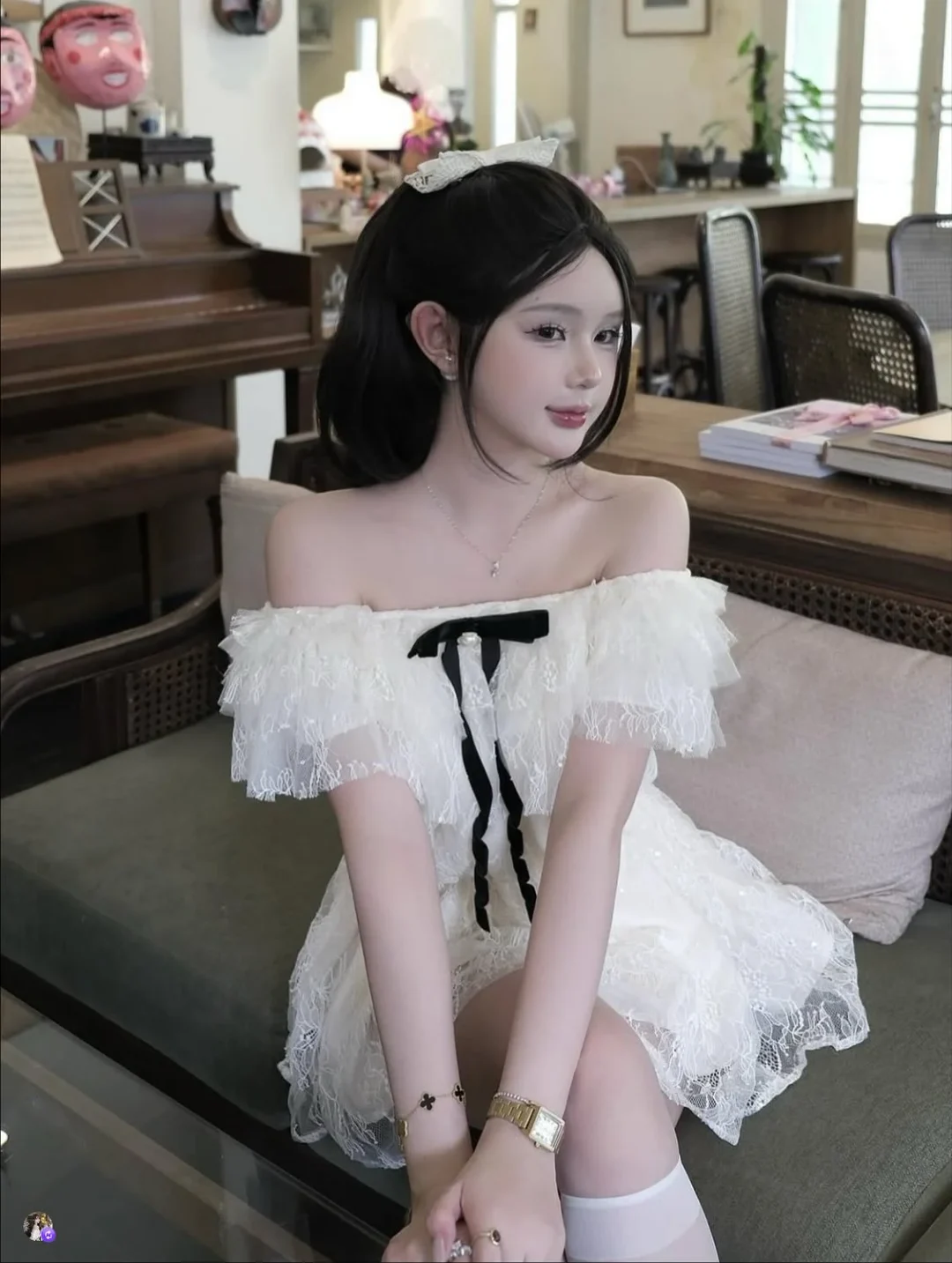 Photo 2 of Váy trễ vai voan kem babydoll nữ