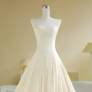 Ảnh 1 của Váy sò vintage trắng kem nữ size S