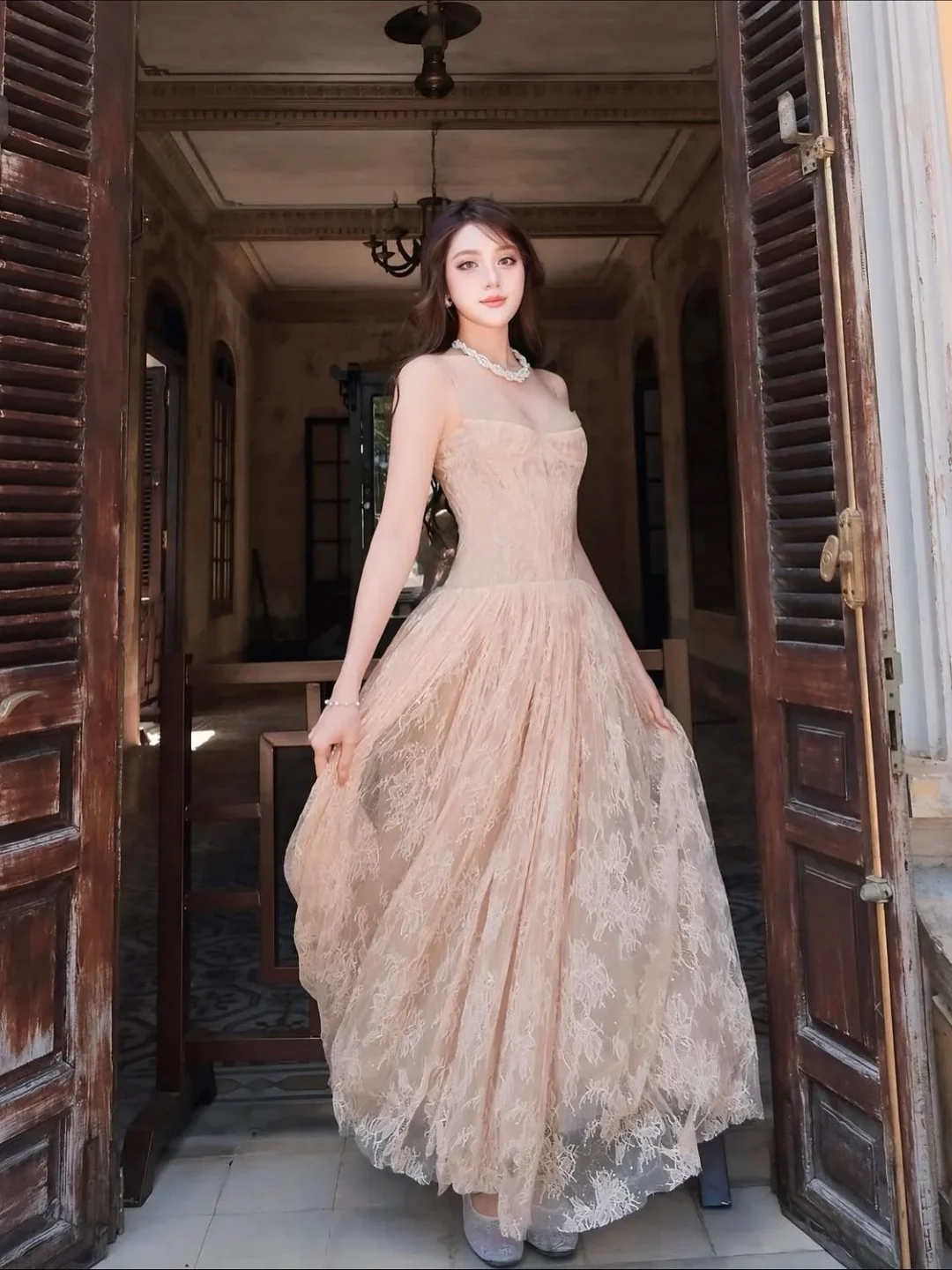 Ảnh 1 của Váy dạ hội ren be size M