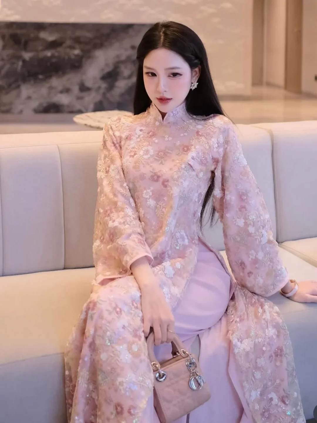 Ảnh 2 của Áo dài nữ thêu hoa hồng pastel