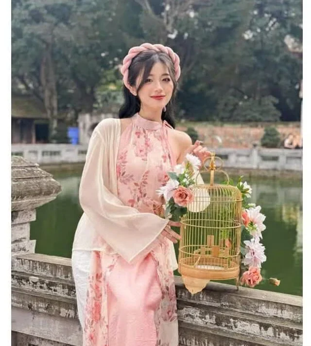 Photo 5 of Áo dài nữ hồng pastel lụa voan truyền thống