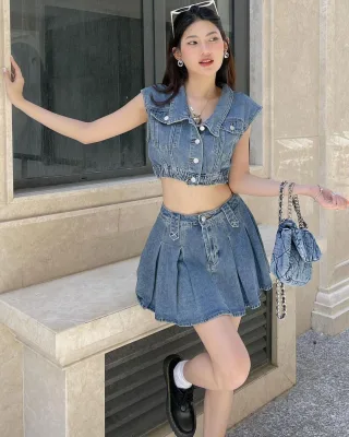 Ảnh 1 của Set áo vest denim crop và váy Kaylin