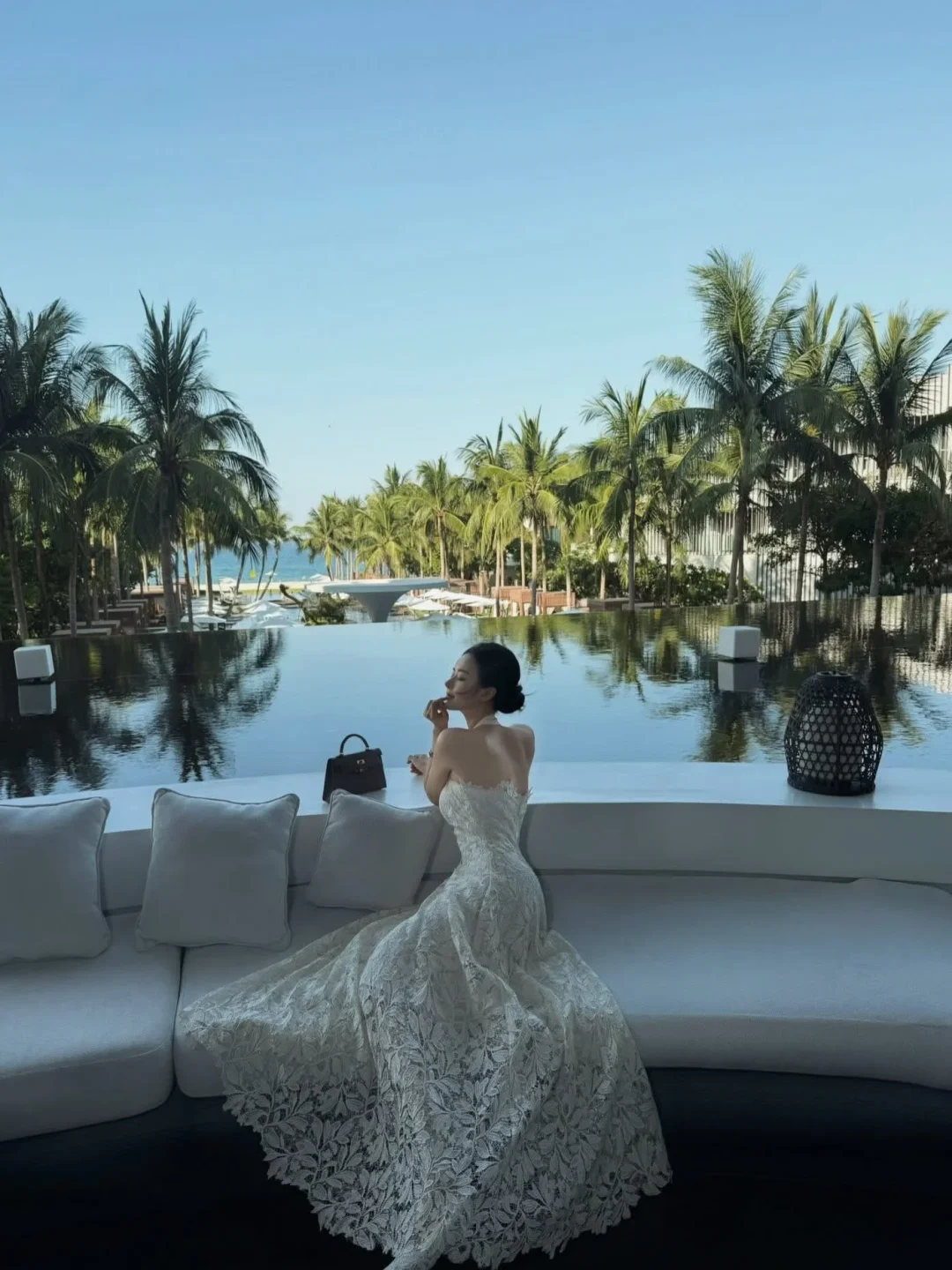 Ảnh 2 của Đầm maxi ren trắng nữ sang trọng
