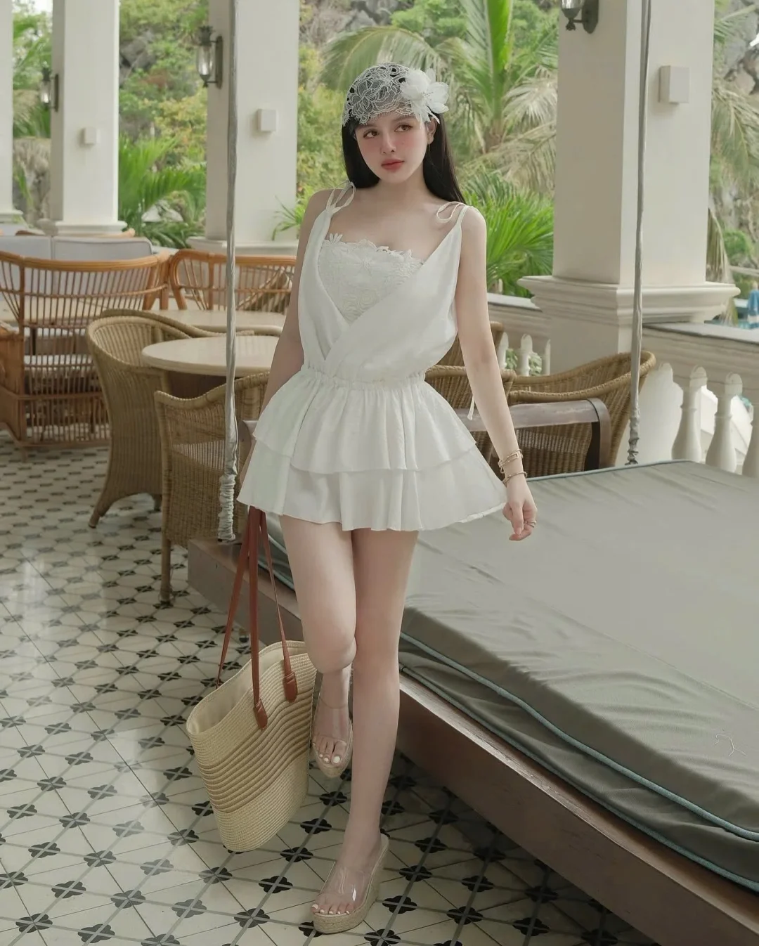 Photo 1 of Đầm trắng hai dây bèo tầng nữ