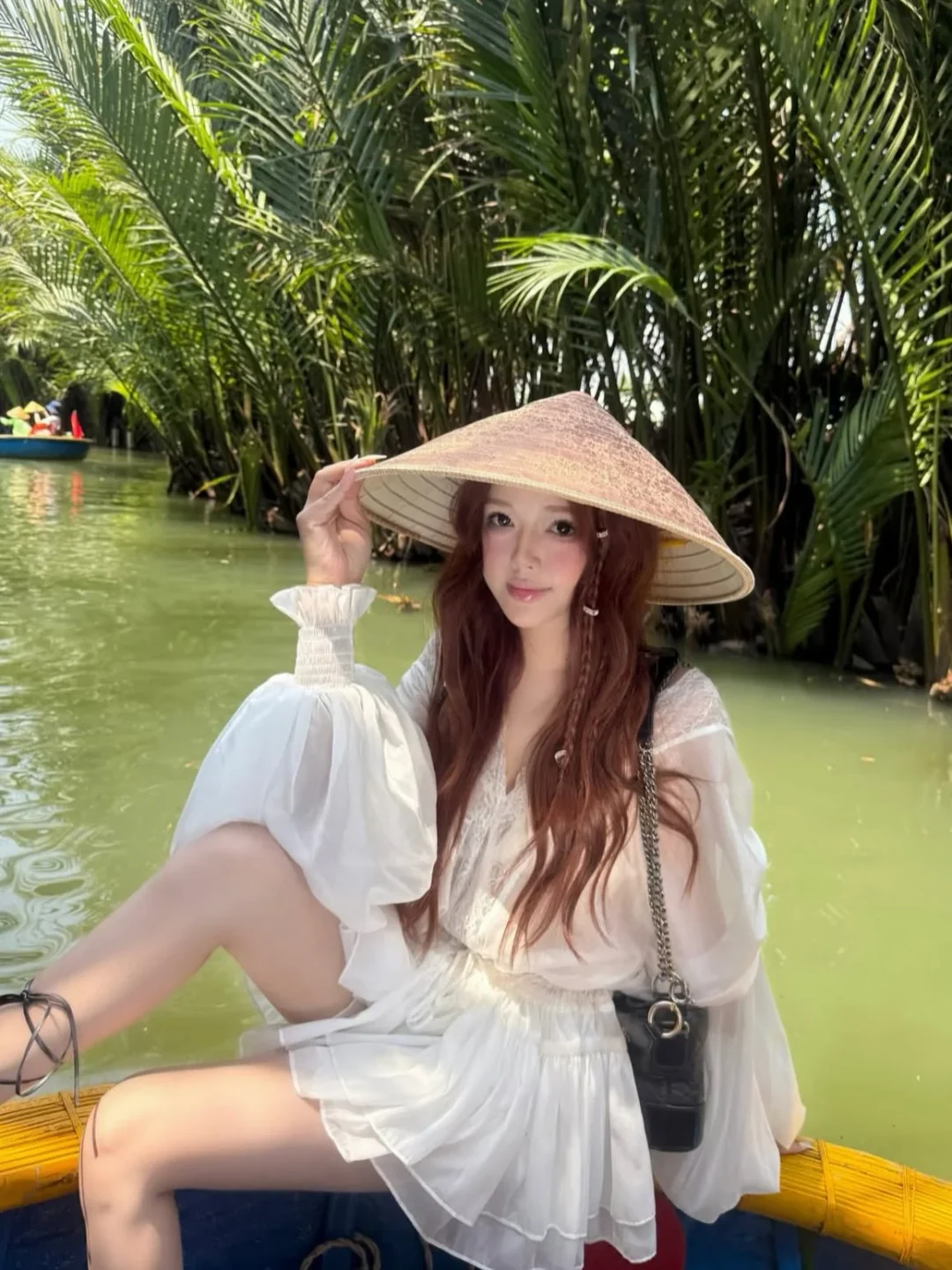 Ảnh 5 của Váy trắng mini tay phồng Chouchou nữ