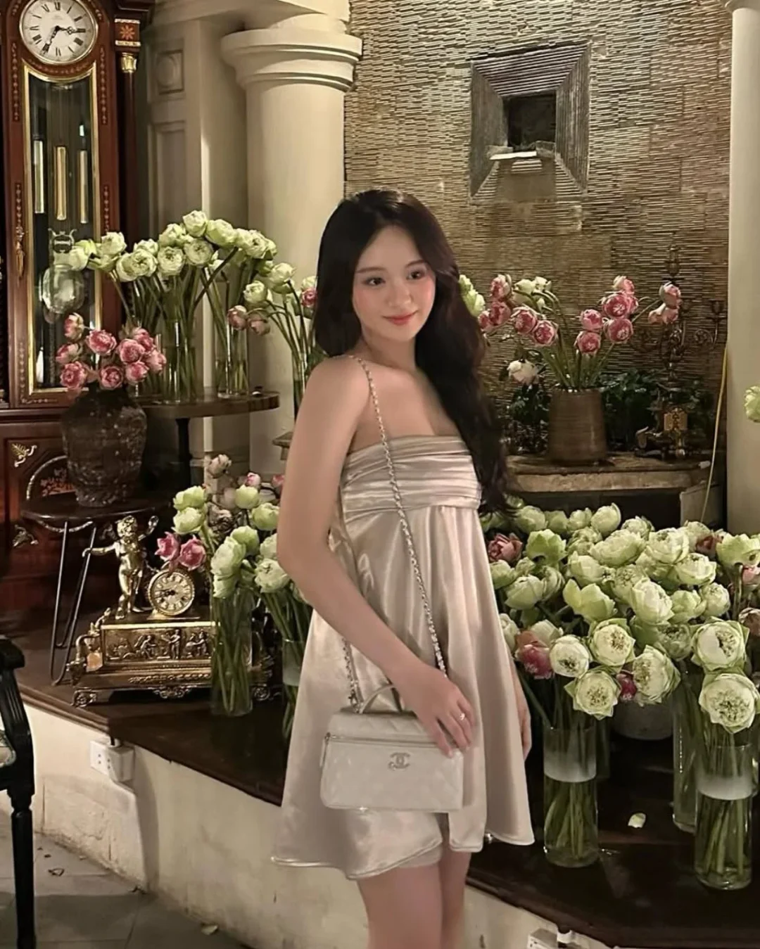 Ảnh 2 của Đầm satin trễ vai be nhạt size M
