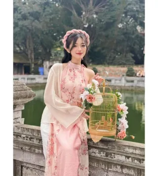 Ảnh 1 của Yếm hồng hoa văn chụp ảnh trung thu