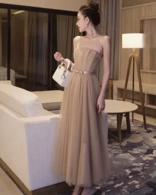 Ảnh 3 của Váy tulle dạ hội be nhạt size M