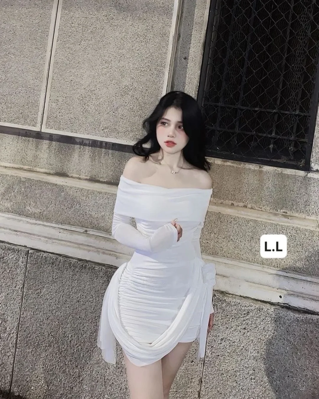 Ảnh 1 của Đầm trắng trễ vai bodycon nữ