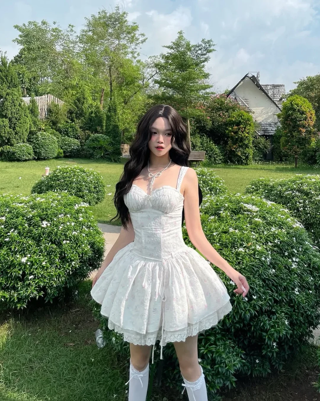 Ảnh 3 của Đầm corset trắng hoa nhí size M