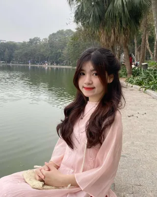 Photo 1 of Áo dài hồng thêu hoa cho thuê nữ