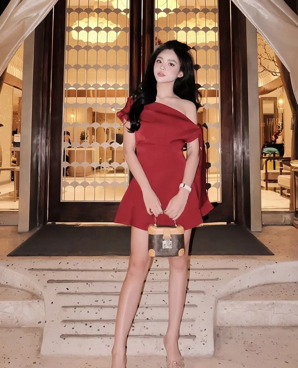 Ảnh 2 của Váy đỏ lệch vai ngắn nữ size S