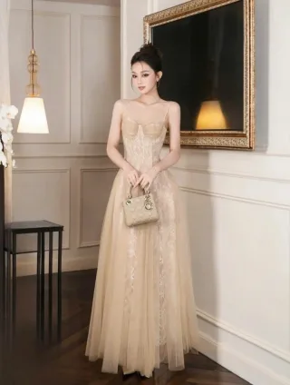 Photo 1 of Váy dạ hội ren be Chouchou size S