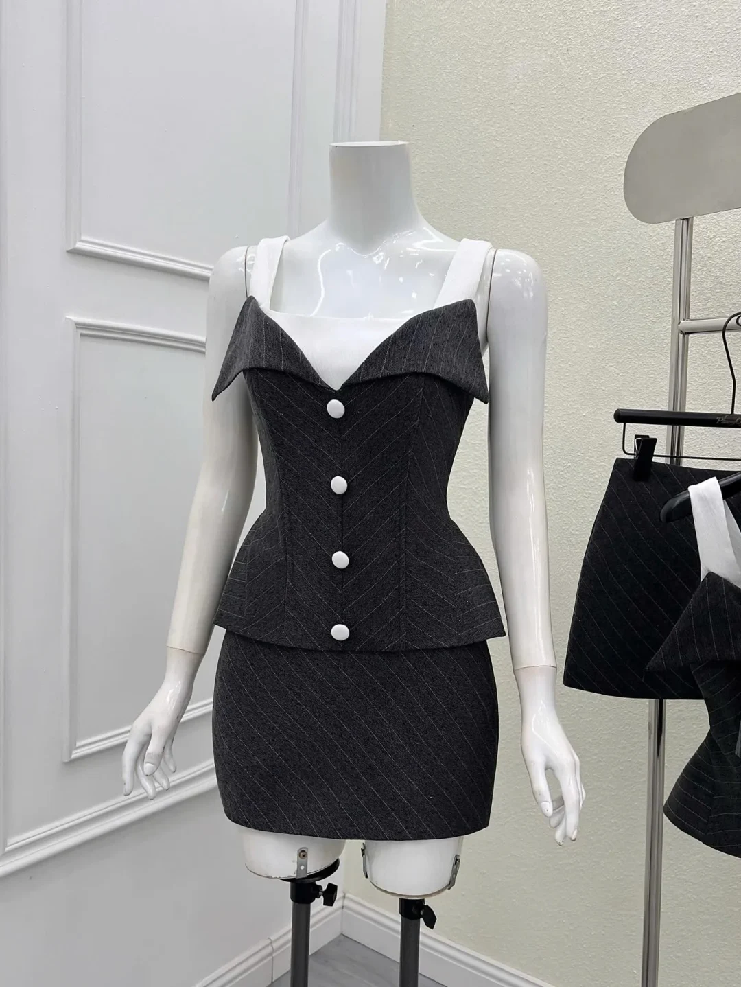 Ảnh 5 của Set corset chân váy sọc mini size S