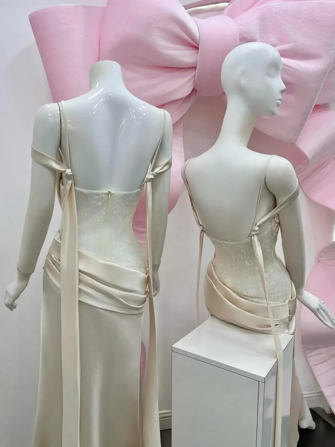 Ảnh 8 của Đầm đuôi cá lụa trắng size M