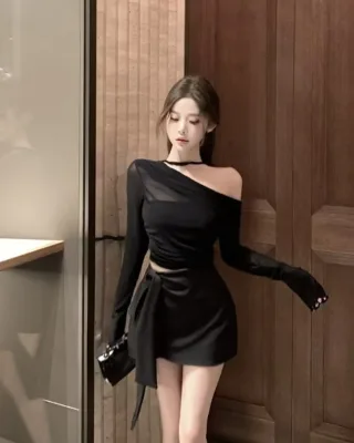 Ảnh 2 của Set áo váy đen hở vai nữ size M