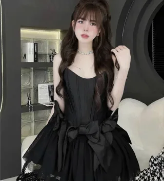 Ảnh 3 của Váy ngắn trắng cúp ngực nơ lớn nữ