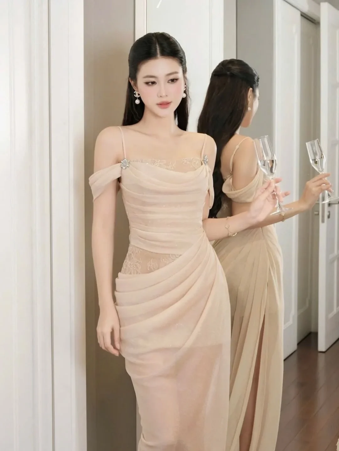 Photo 4 of Váy dạ hội voan be nhạt size M