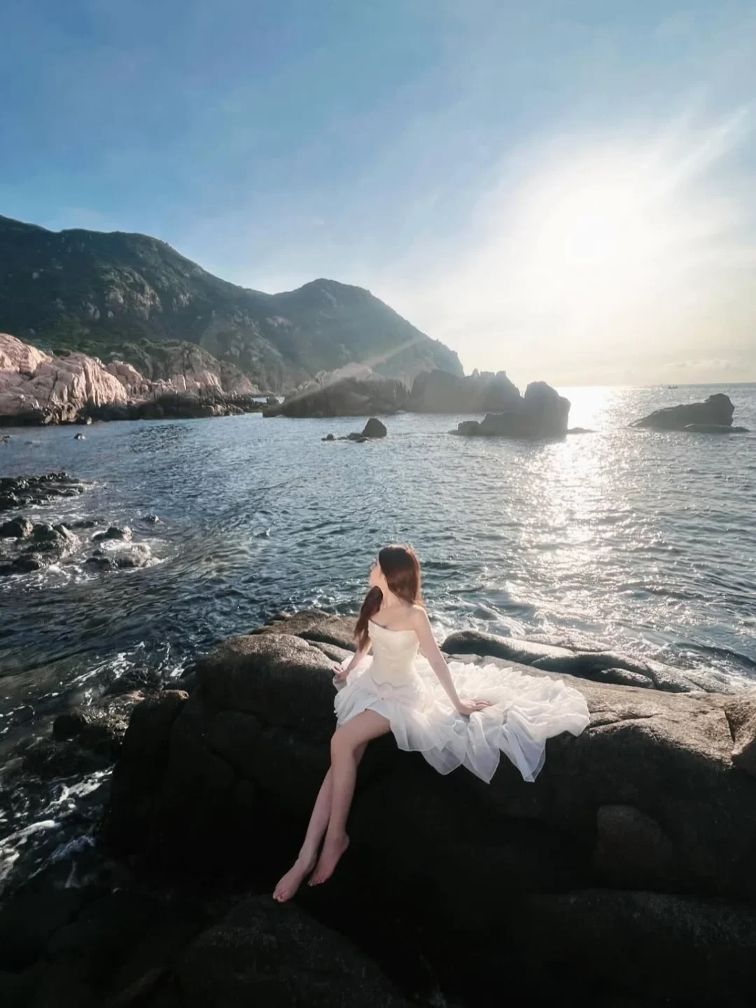 Photo 6 of Váy cưới trắng bồng bềnh voan xòe
