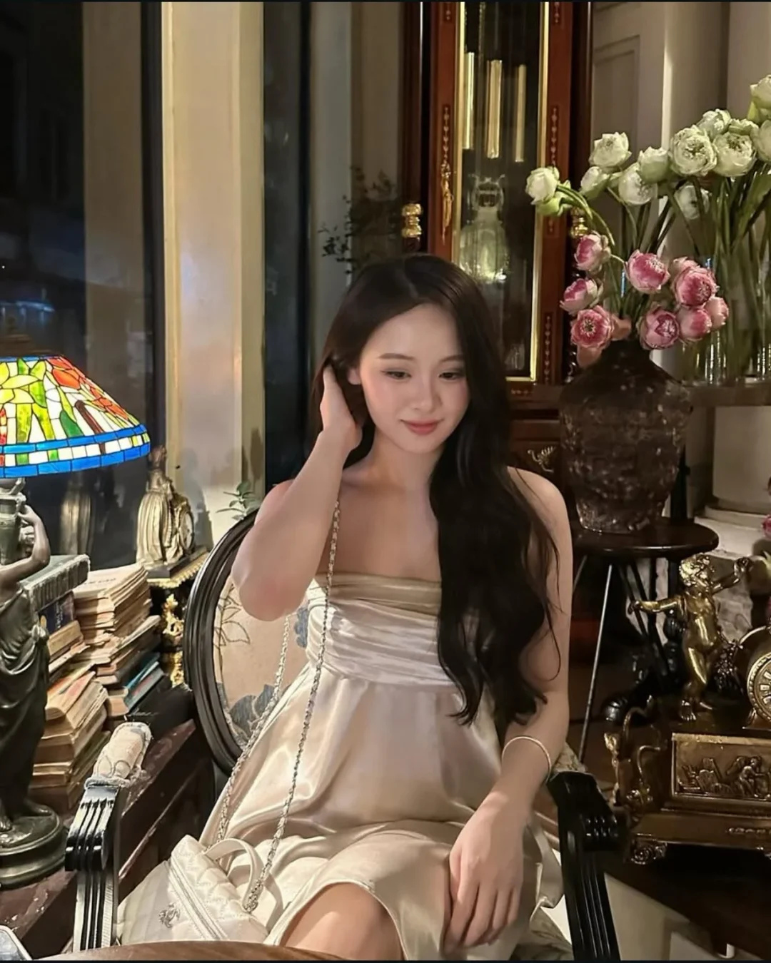 Ảnh 4 của Đầm satin trễ vai be nhạt size M