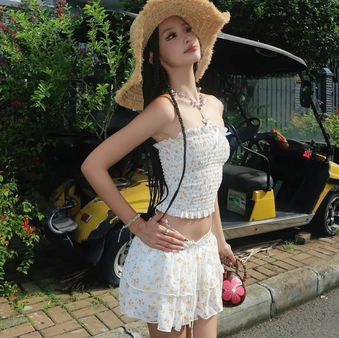 Ảnh 2 của Set áo váy hoa nhí trắng boho nữ