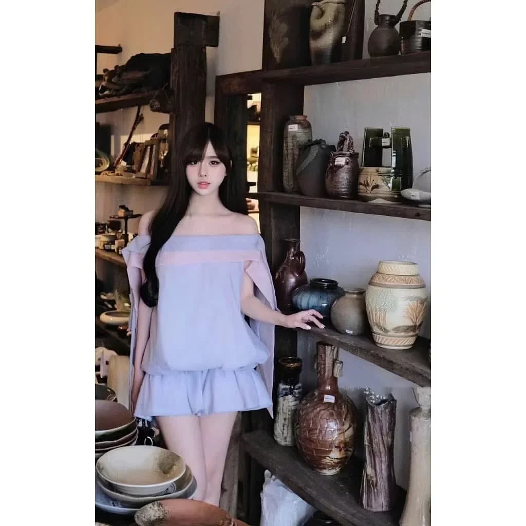 Ảnh 2 của Váy trễ vai tím pastel nữ tính