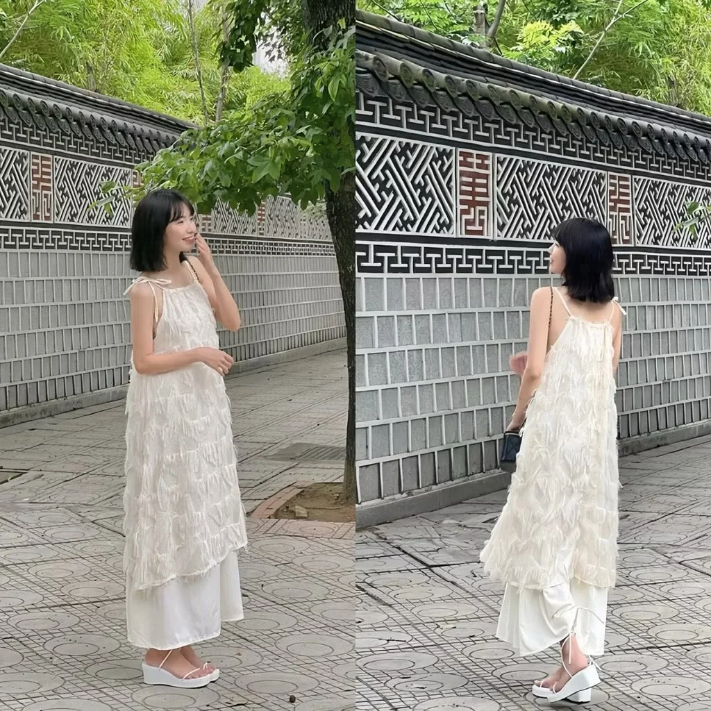Photo 2 of Váy maxi trắng voan tầng bèo nữ