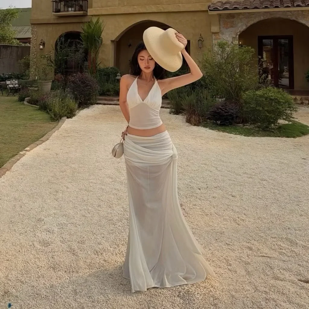 Photo 2 of Set croptop váy maxi trắng nữ