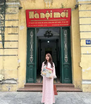Photo 3 of Áo nữ hồng tua rua boho cho thuê