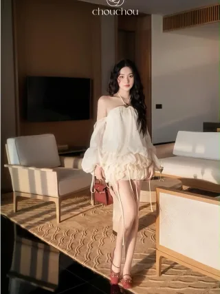 Photo 1 of Set áo trễ vai trắng tay phồng nữ