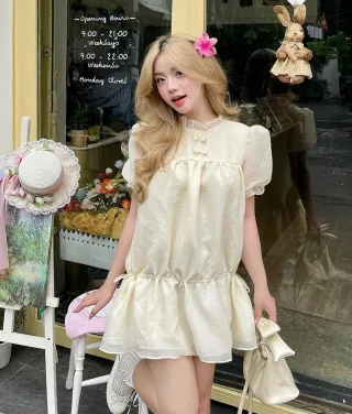 Photo 1 of Váy babydoll kem Clelie free size