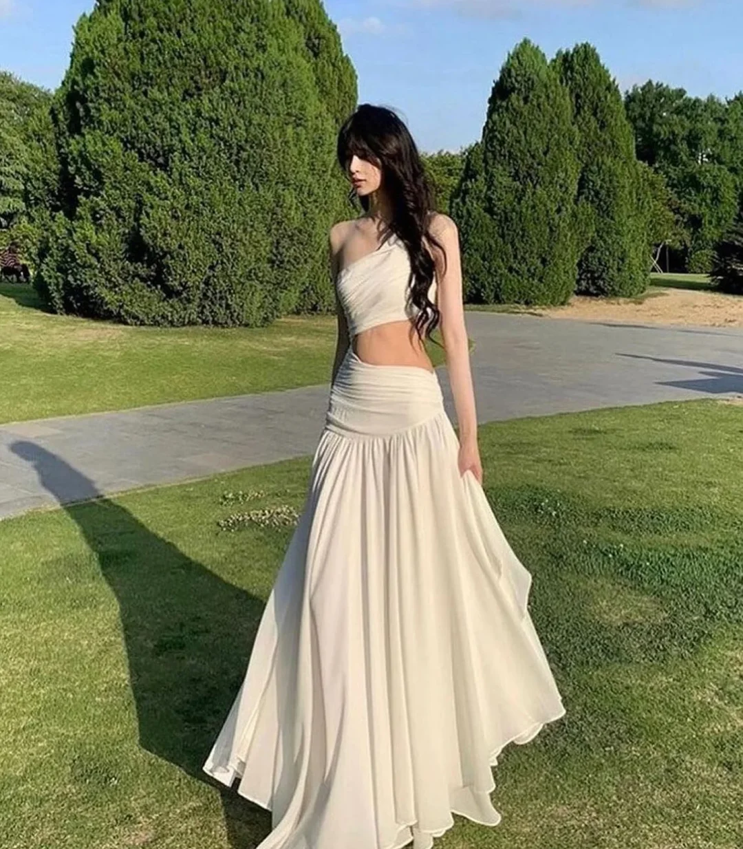 Photo 1 of Set Váy Trắng Lệch Vai Nữ Size S M