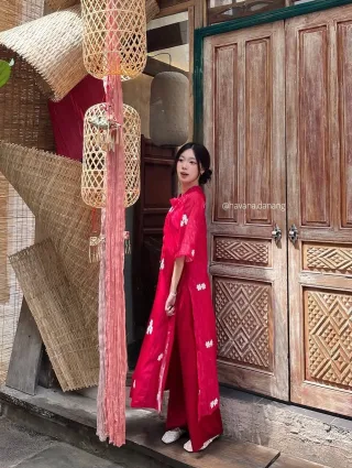Ảnh 4 của Bộ áo dài cách tân đỏ nữ