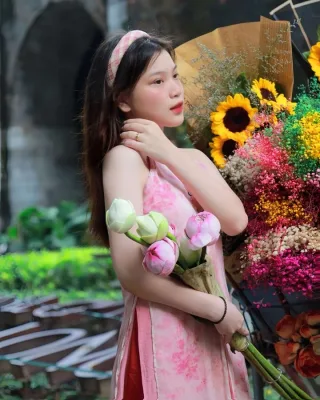 Ảnh 3 của Áo dài lụa hoa hồng nữ truyền thống