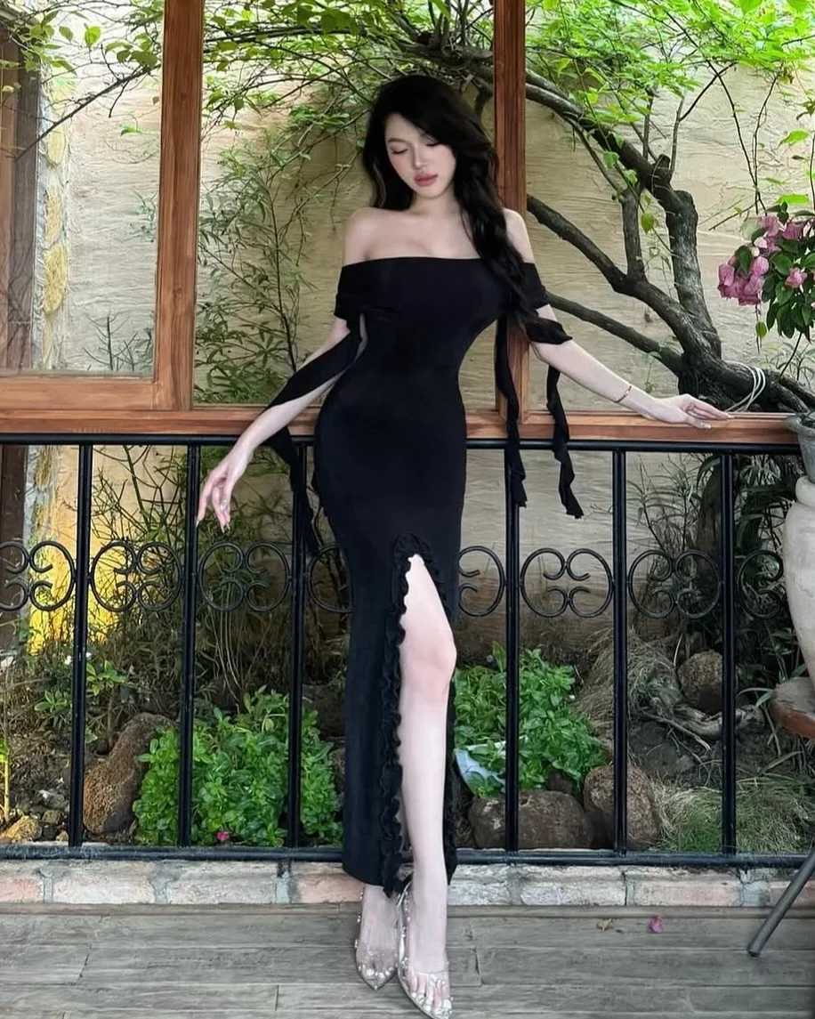 Ảnh 1 của Váy dài trễ vai đen xẻ tà bodycon