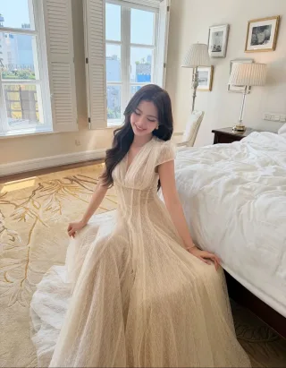 Photo 3 of Váy maxi ren vintage màu kem nữ