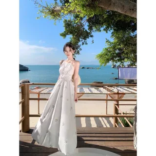 Ảnh 1 của Váy maxi trắng thêu hoa nữ