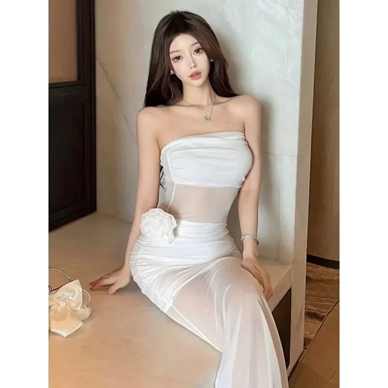 Ảnh 4 của Đầm maxi trắng cúp ngực nữ