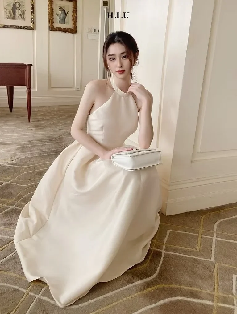Photo 4 of Đầm midi halter lụa kem nữ