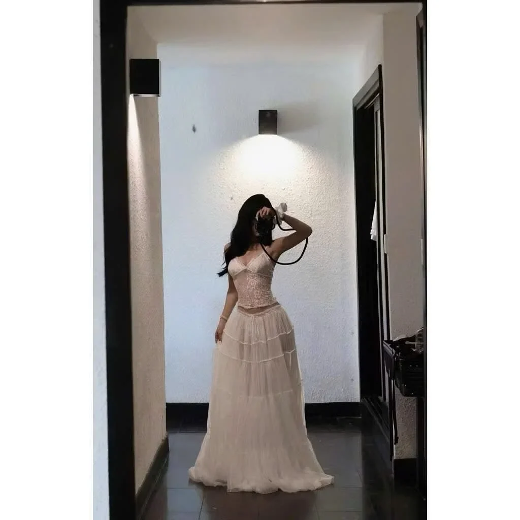 Photo 1 of Set váy corset ren hồng chụp ảnh nữ