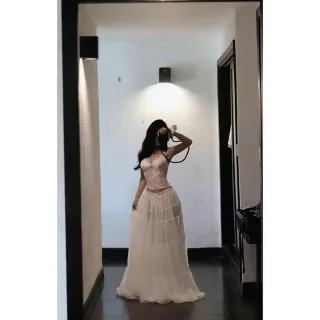 Photo 1 of Set váy corset ren hồng chụp ảnh nữ