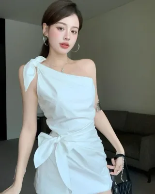 Ảnh 4 của Đầm mini trắng một vai hottrend