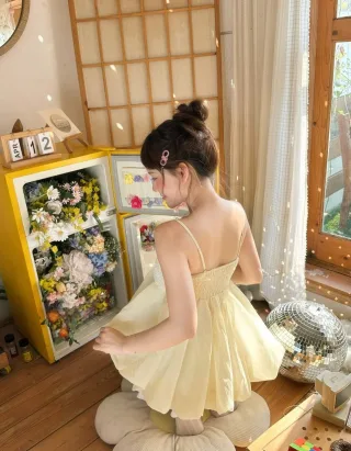 Photo 4 of Đầm babydoll voan vàng nhạt nữ tính