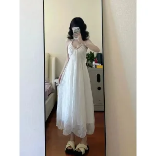 Photo 1 of Váy maxi trắng hai dây thêu ren nữ
