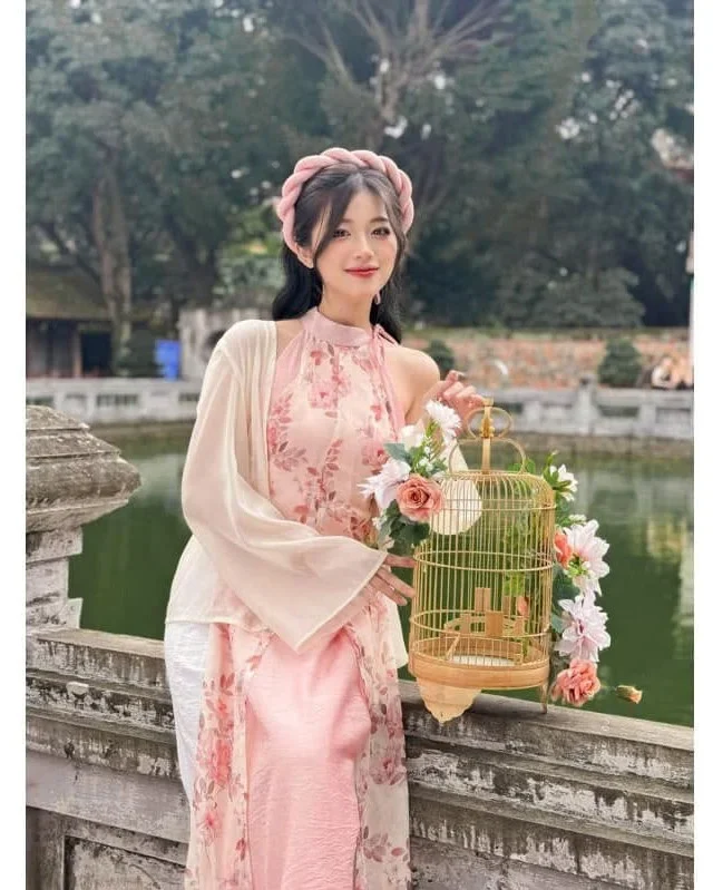 Ảnh 6 của Yếm sen hồng chụp ảnh mùa thu
