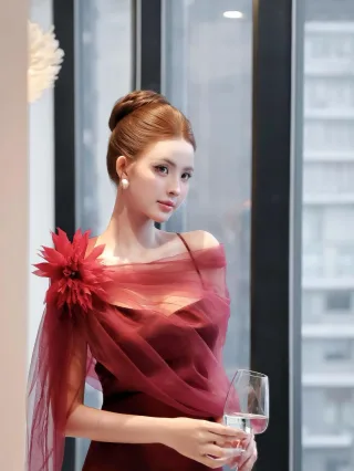 Ảnh 4 của Váy dạ hội đỏ lệch vai size M