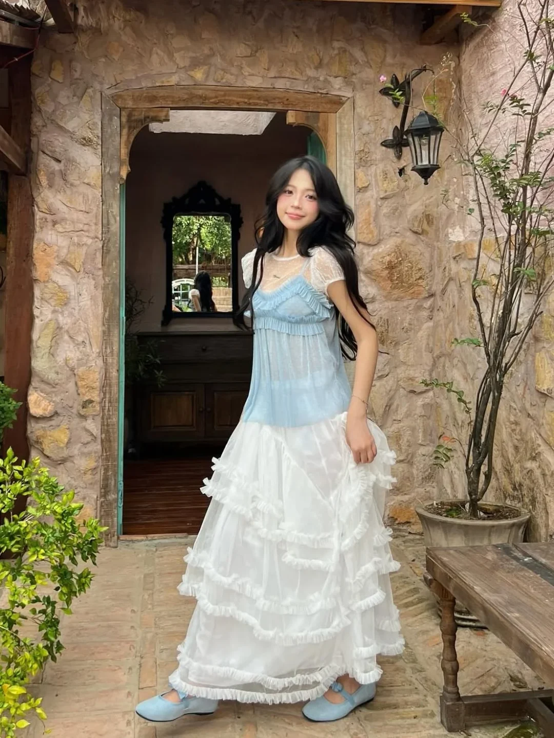 Photo 3 of Váy công chúa xòe bèo xanh nhạt nữ