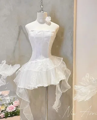 Ảnh 1 của Đầm cúp ngực tafta trắng corset Briebrie