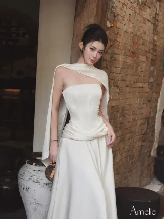 Ảnh 1 của Đầm maxi trắng corset Amelie sang trọng